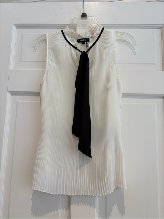 Dkny Tops - DKNY White Pleated Sleeveless Blouse with Neck Tie